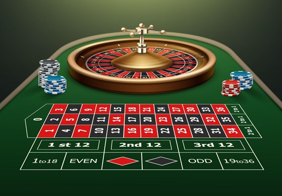 What are the advantages of loyalty programs at online casinos?